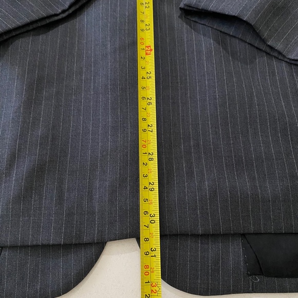 John Varvatos Star Men Delancy Pinstripe Wool Blazer Gray, 44R - Picture 15 of 15